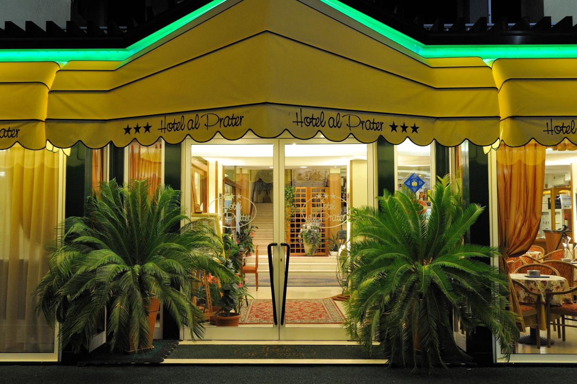Hotel Al Prater Линьяно-Саббьядоро Экстерьер фото