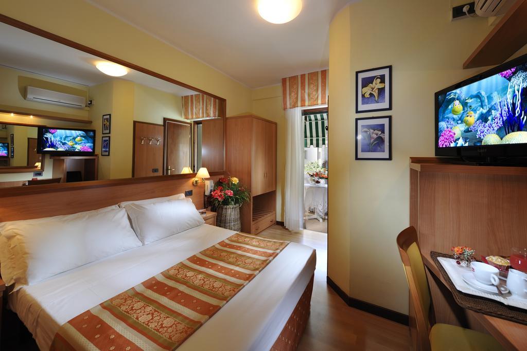 Hotel Al Prater Линьяно-Саббьядоро Экстерьер фото